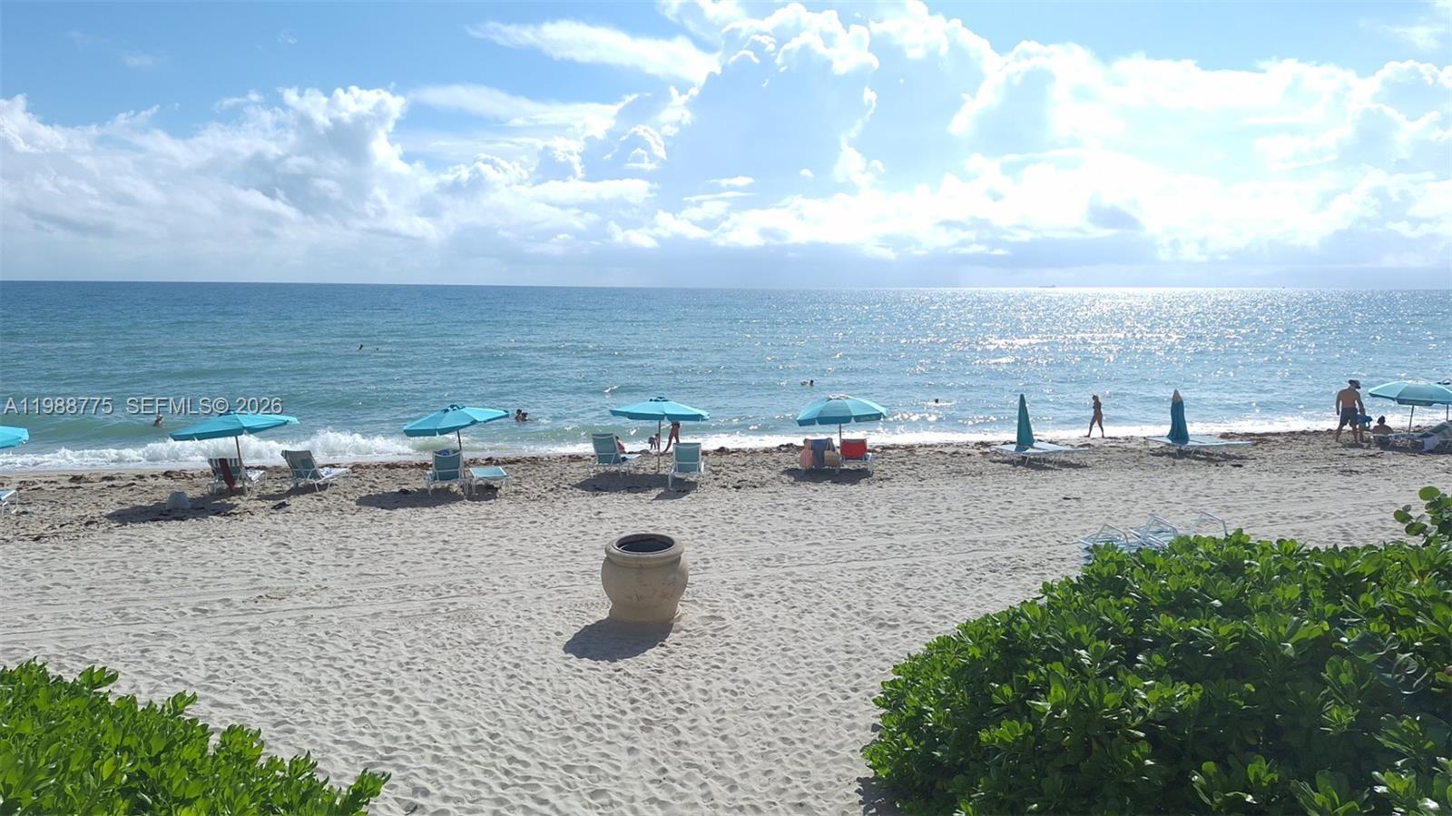 WAVE CONDO - Residential Lease