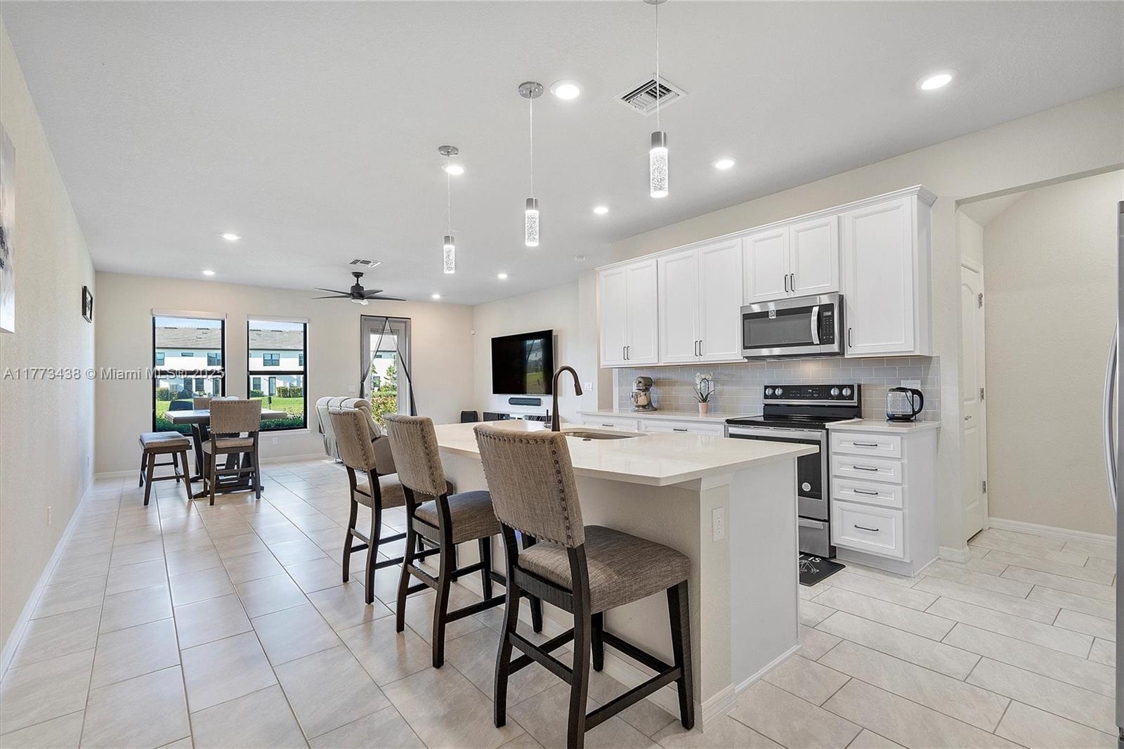 OAK TREE PROPERTY REDEVEL - Residential