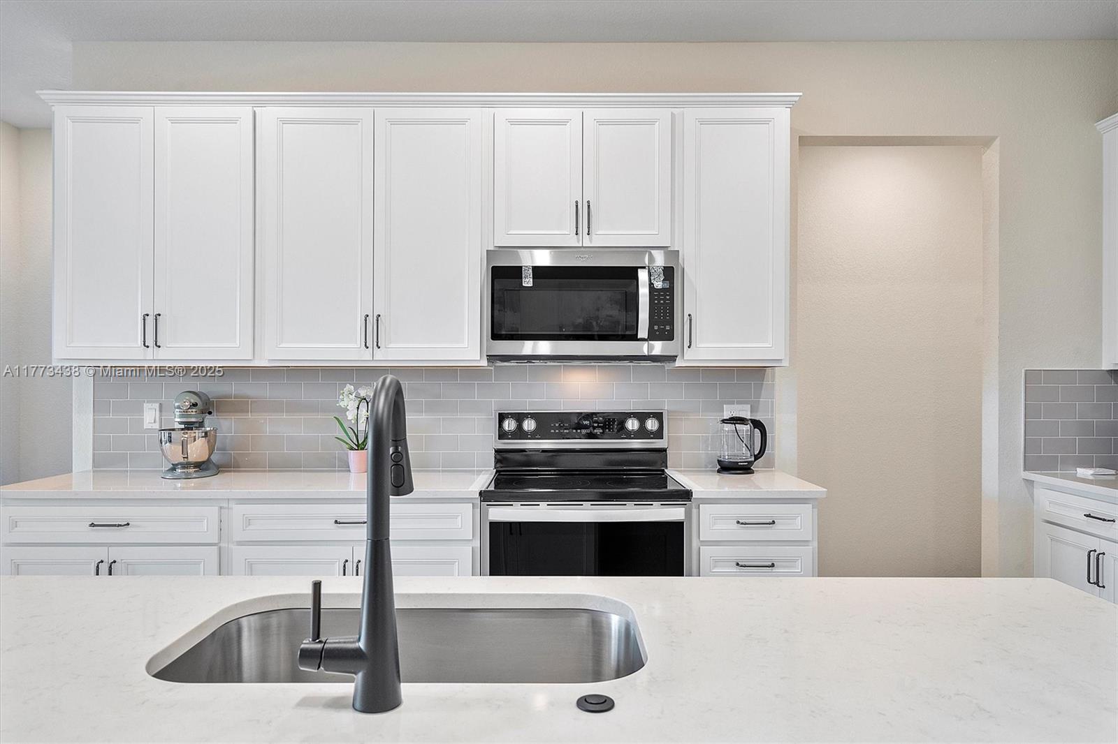 OAK TREE PROPERTY REDEVEL - Residential