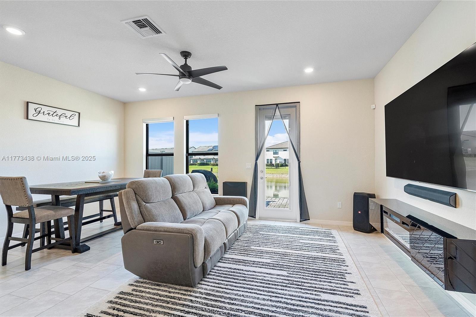 OAK TREE PROPERTY REDEVEL - Residential