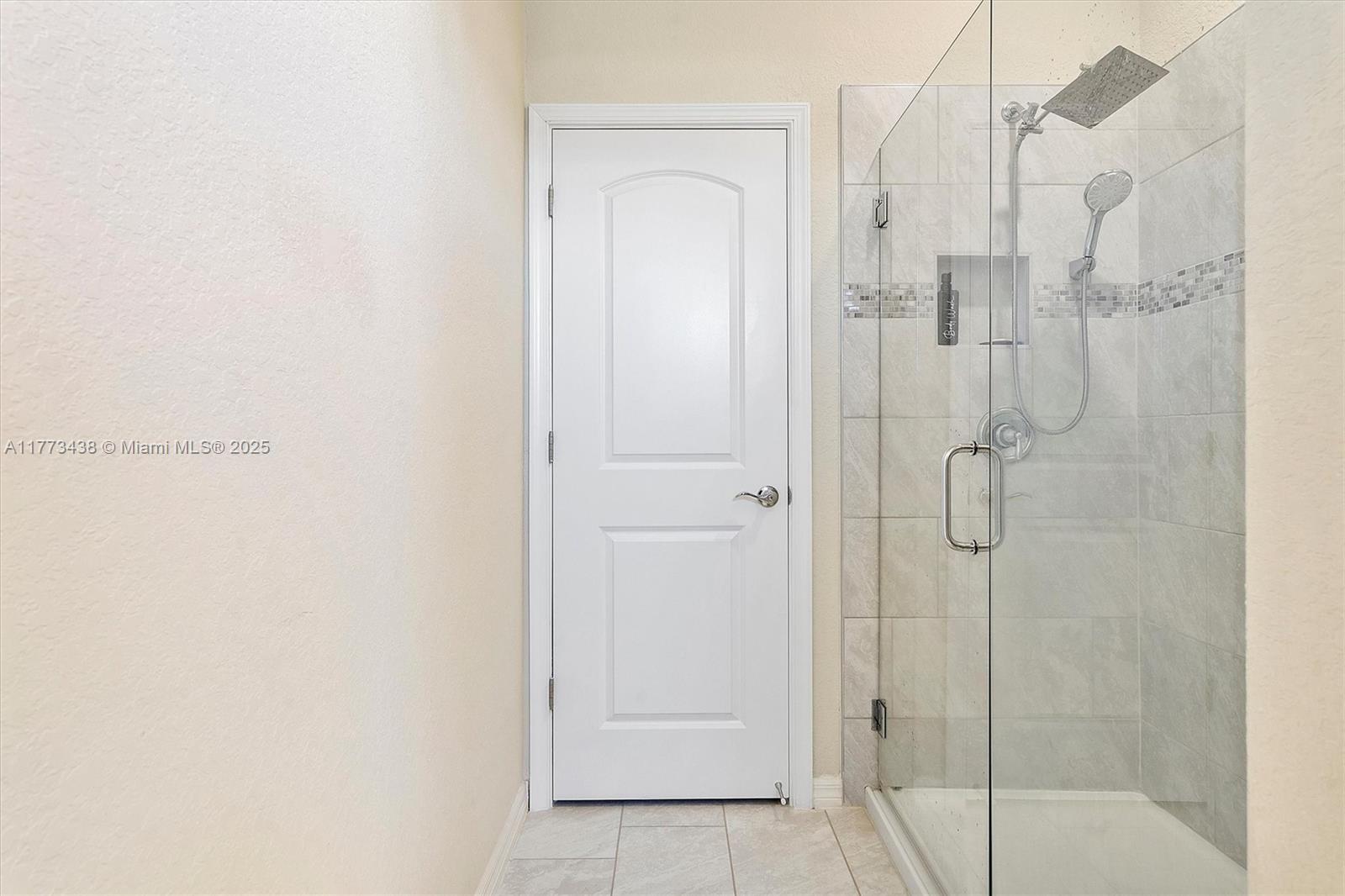 OAK TREE PROPERTY REDEVEL - Residential