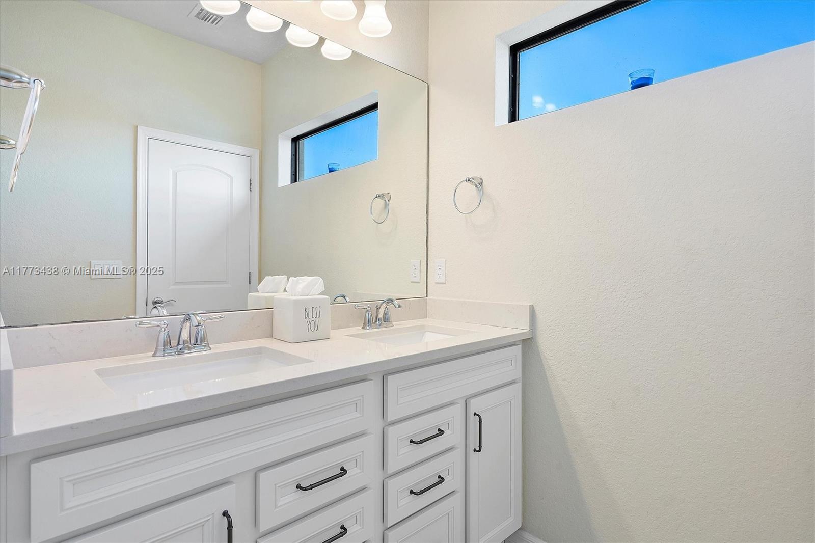 OAK TREE PROPERTY REDEVEL - Residential