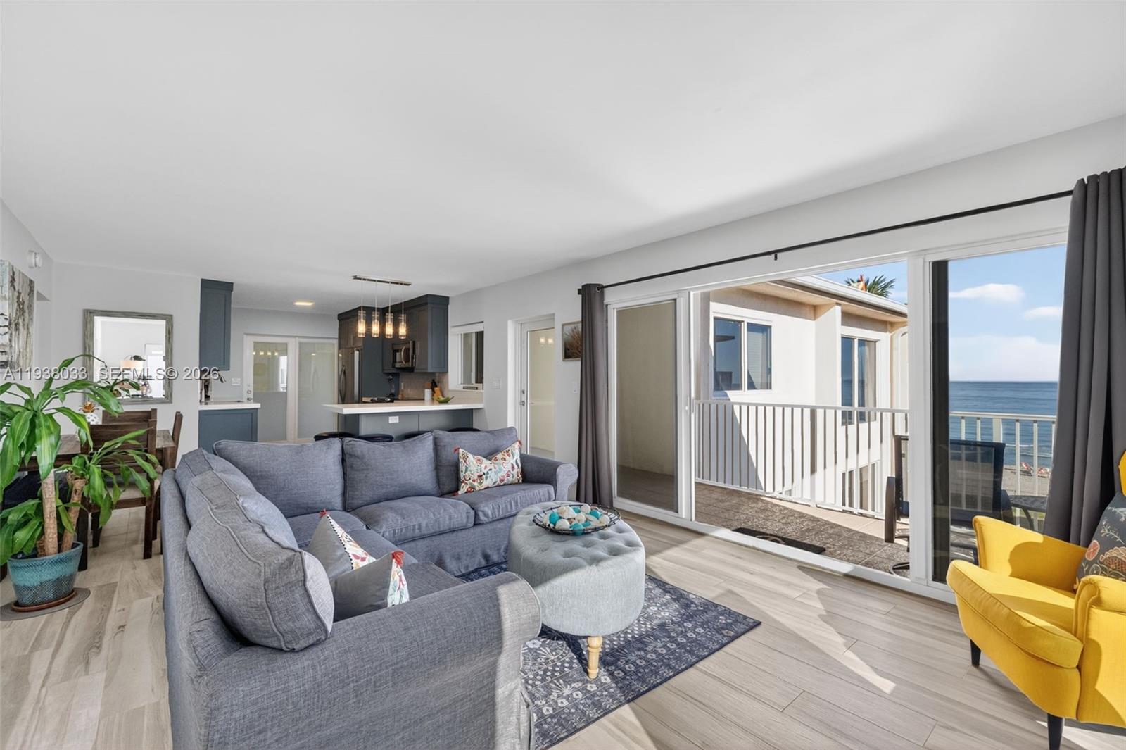 SHORELAND CO-OP - Residential