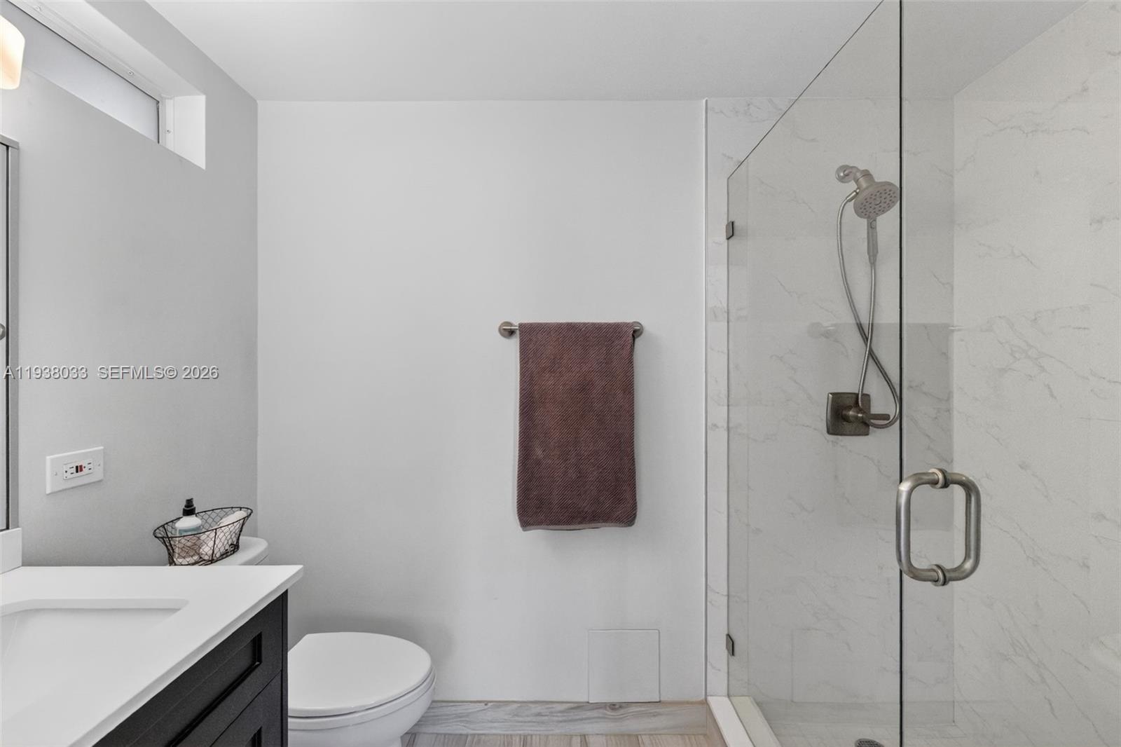 SHORELAND CO-OP - Residential