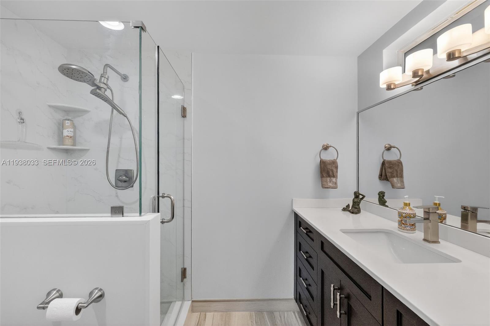 SHORELAND CO-OP - Residential