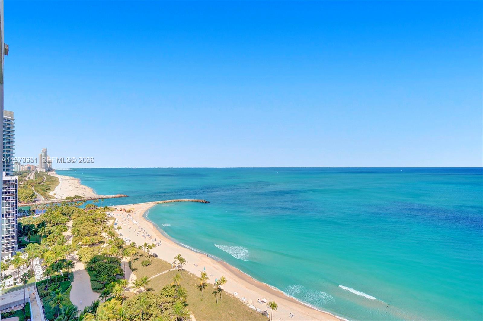 KENILWORTH CONDO - Residential