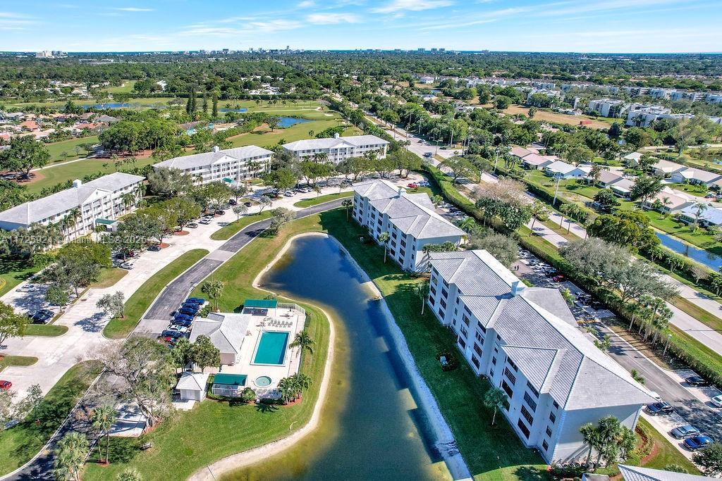 WHITEHALL CONDO AT CAMINO - Residential