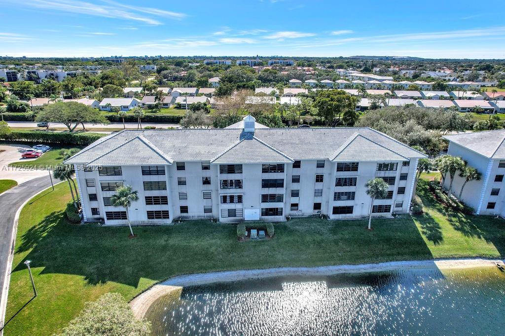 WHITEHALL CONDO AT CAMINO - Residential