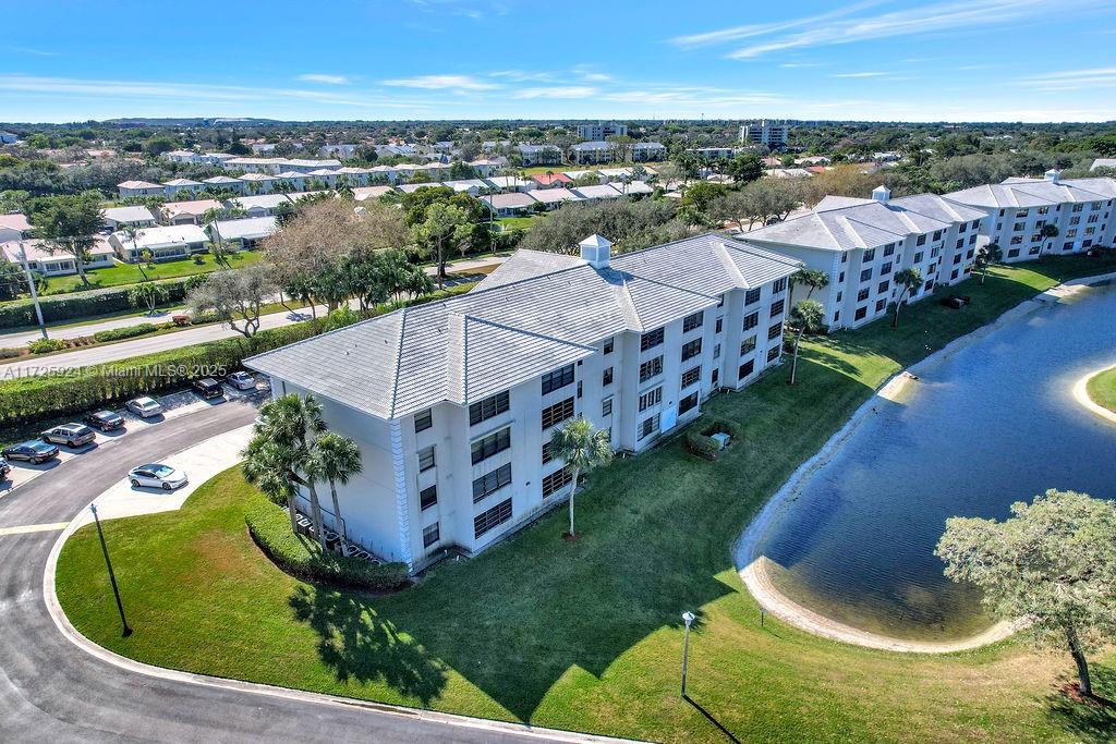 WHITEHALL CONDO AT CAMINO - Residential