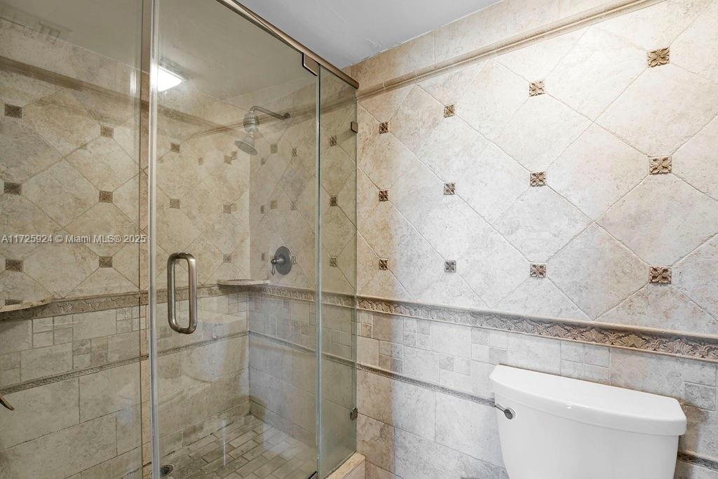 WHITEHALL CONDO AT CAMINO - Residential