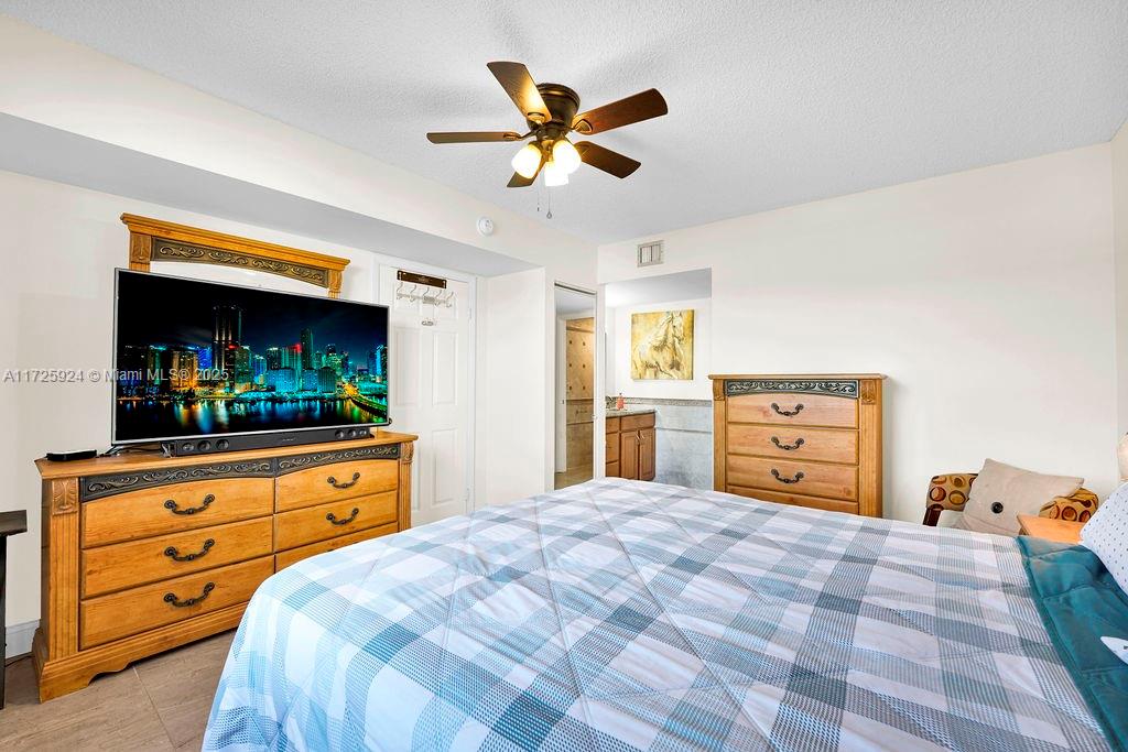 WHITEHALL CONDO AT CAMINO - Residential