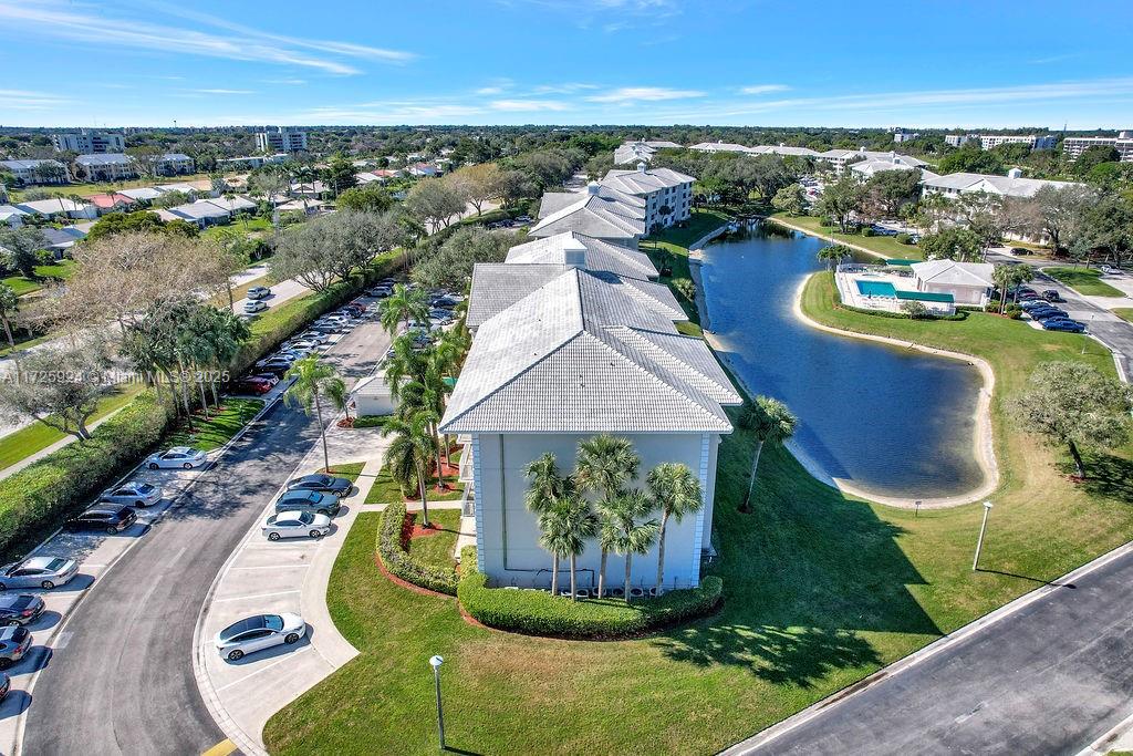WHITEHALL CONDO AT CAMINO - Residential