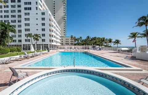 Tiny photo for 5005 Collins Ave #PH02, Miami Beach, FL 33140 (MLS # A12035262)