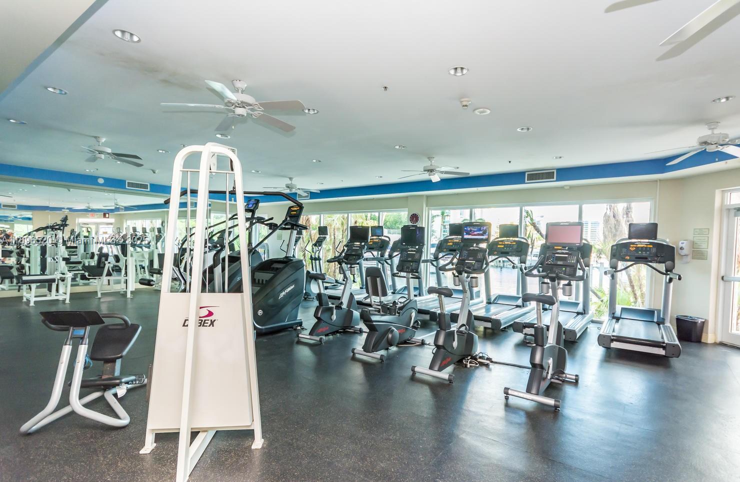 AVENTURA MARINA CONDO - Residential Lease