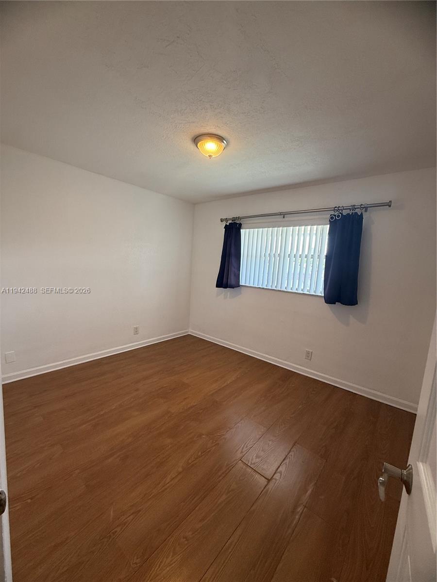 VILLAS OF PINECREST CONDO - Residential