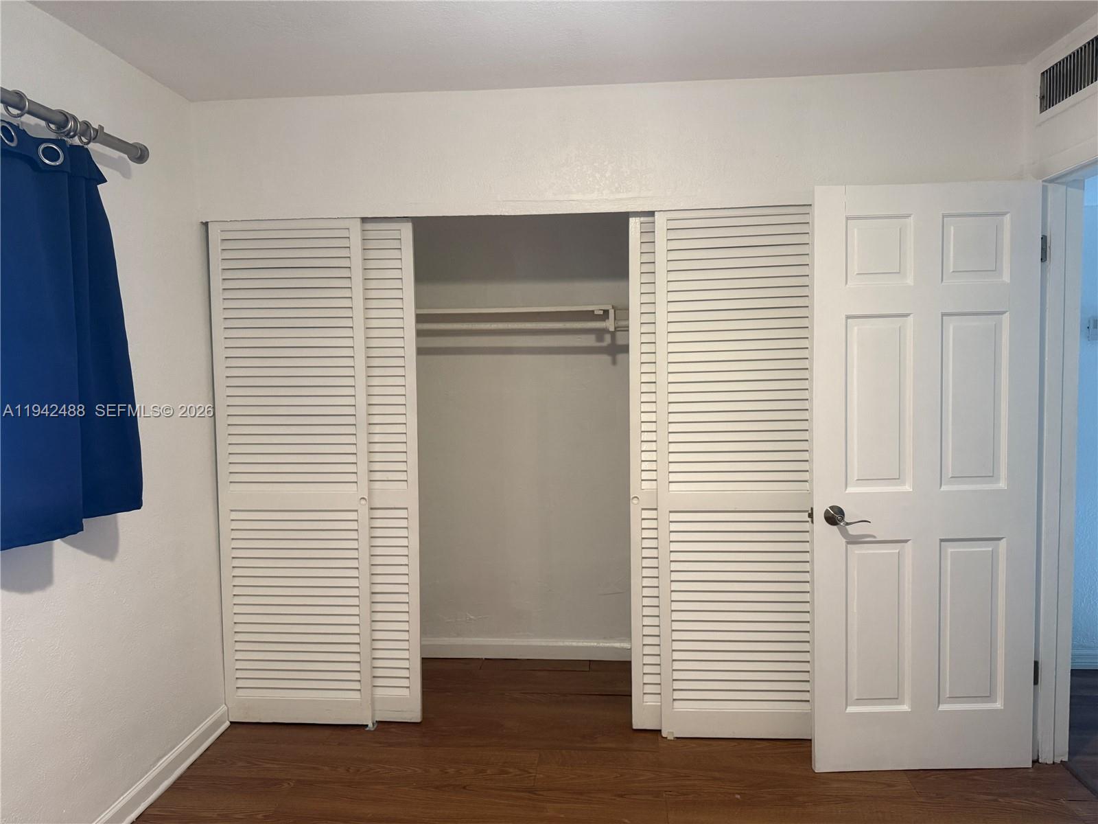 VILLAS OF PINECREST CONDO - Residential