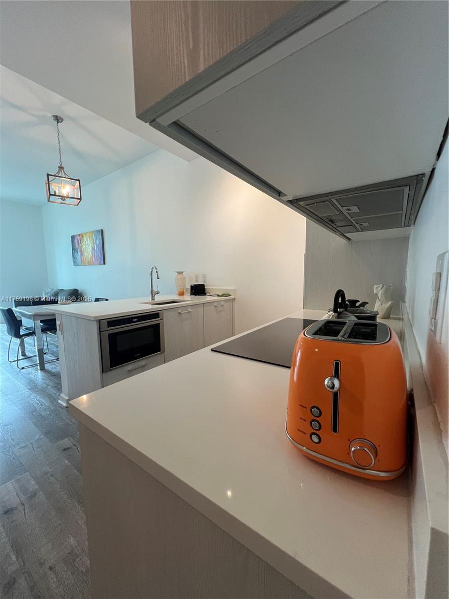 PARAISO BAYVIEWS CONDO - Residential