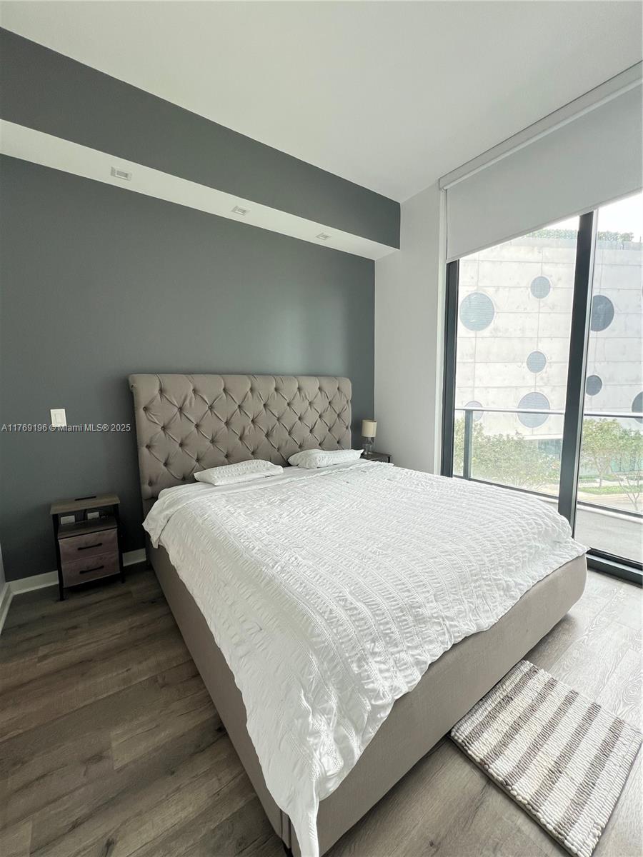 PARAISO BAYVIEWS CONDO - Residential