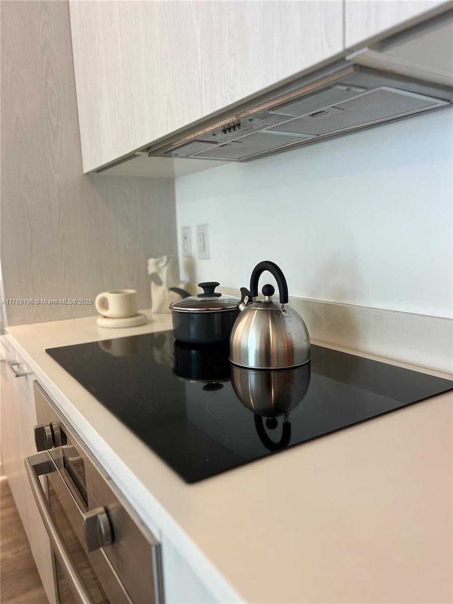 PARAISO BAYVIEWS CONDO - Residential