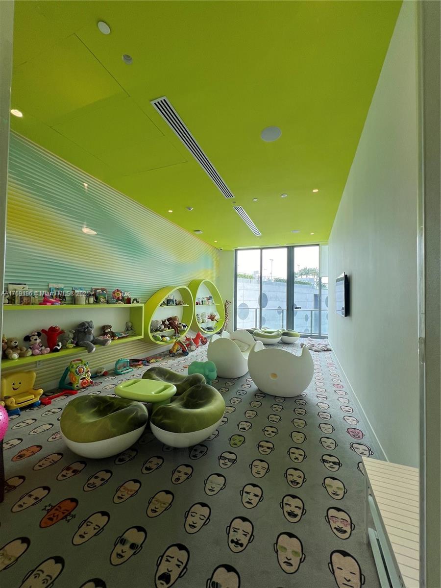 PARAISO BAYVIEWS CONDO - Residential