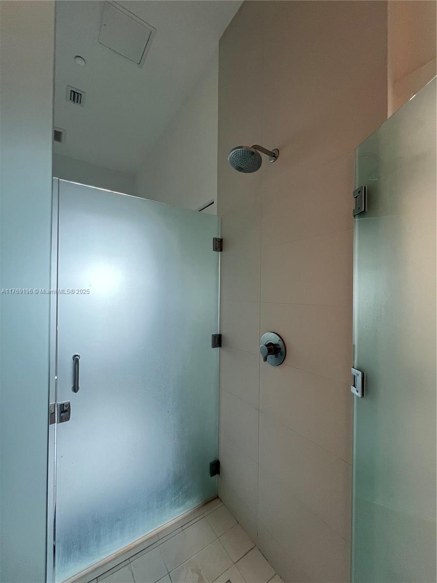 PARAISO BAYVIEWS CONDO - Residential