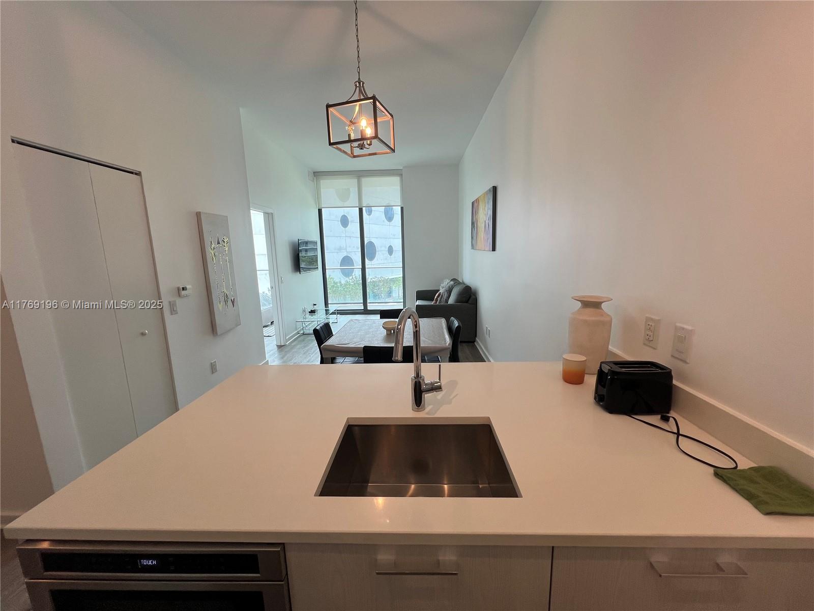 501 Ne 31st St 202, Miami, Broward County, Florida - 1 Bedrooms  
2 Bathrooms - 