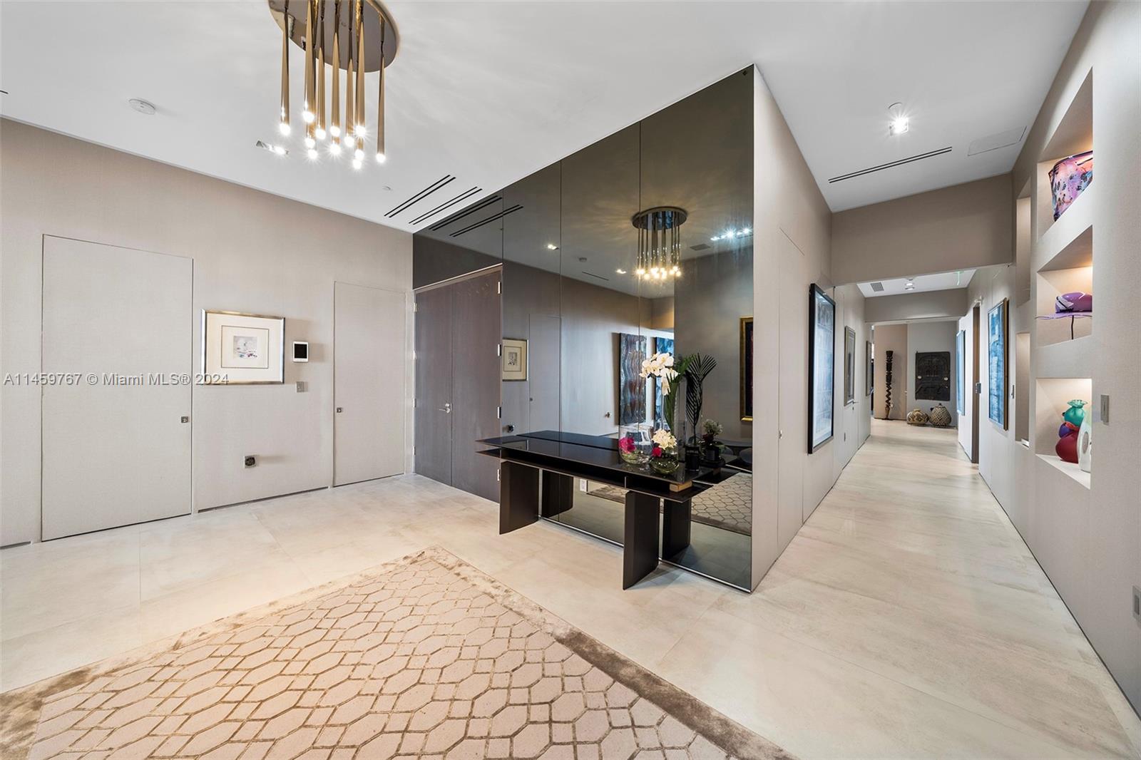 MUSE CONDO - Residential