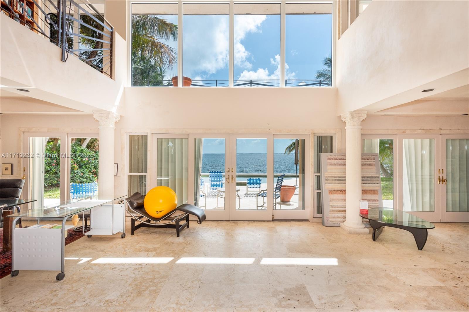 SUNRISE HARBOUR REV PL - Residential