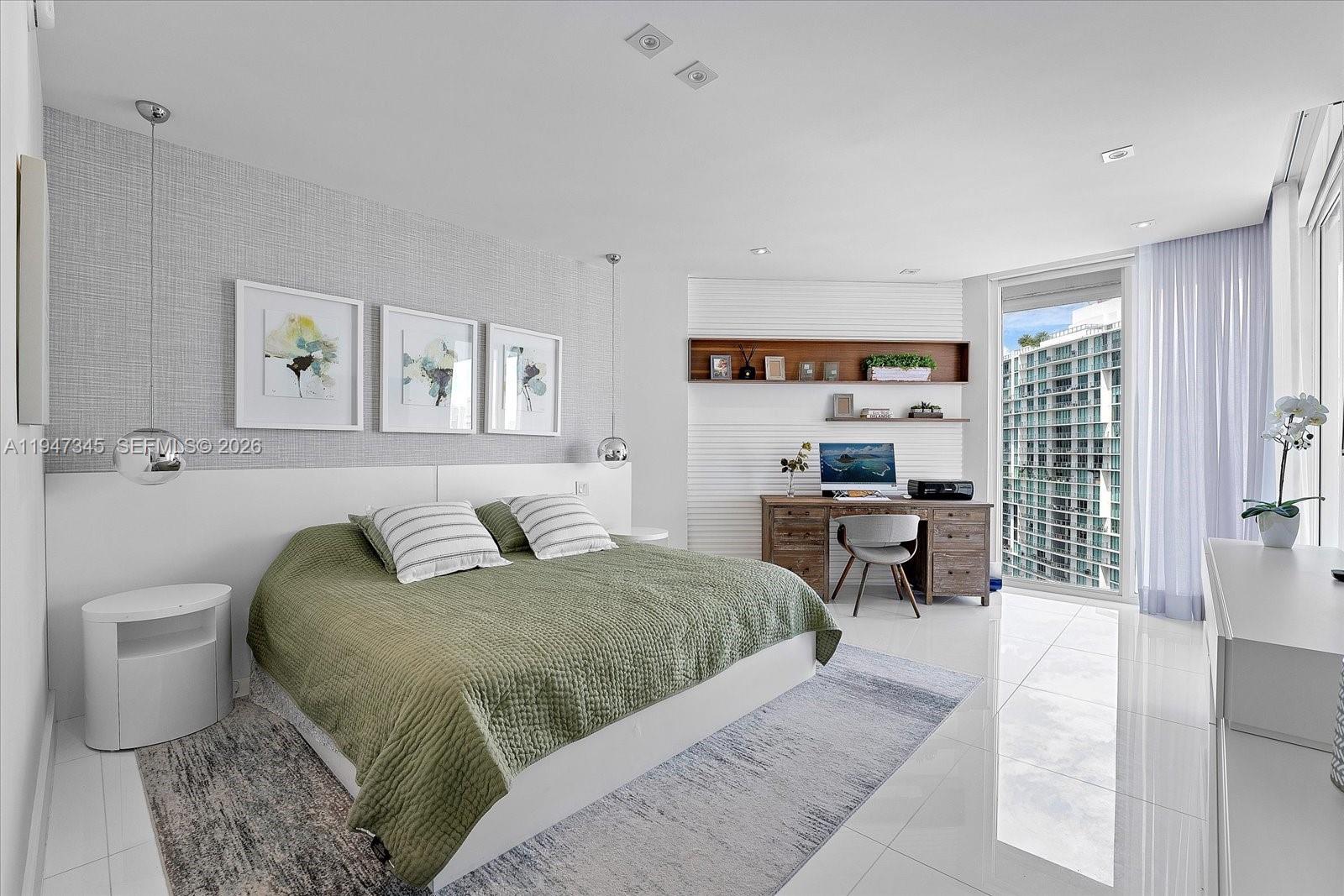 OCEANIA V CONDO - Residential