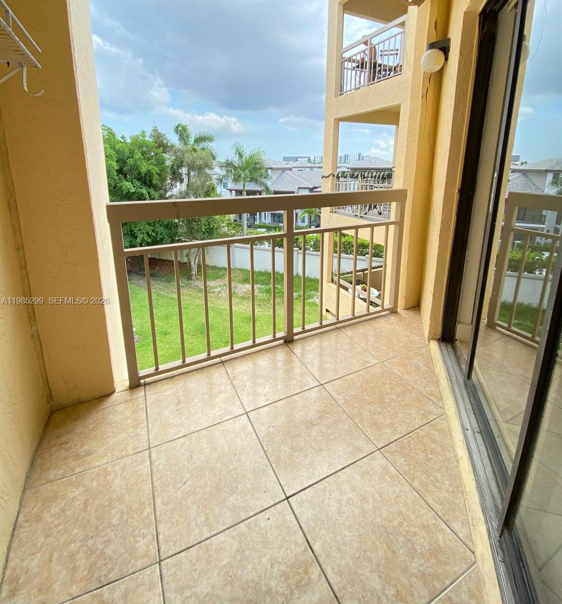 LAS VISTAS AT DORAL CONDO - Residential Lease