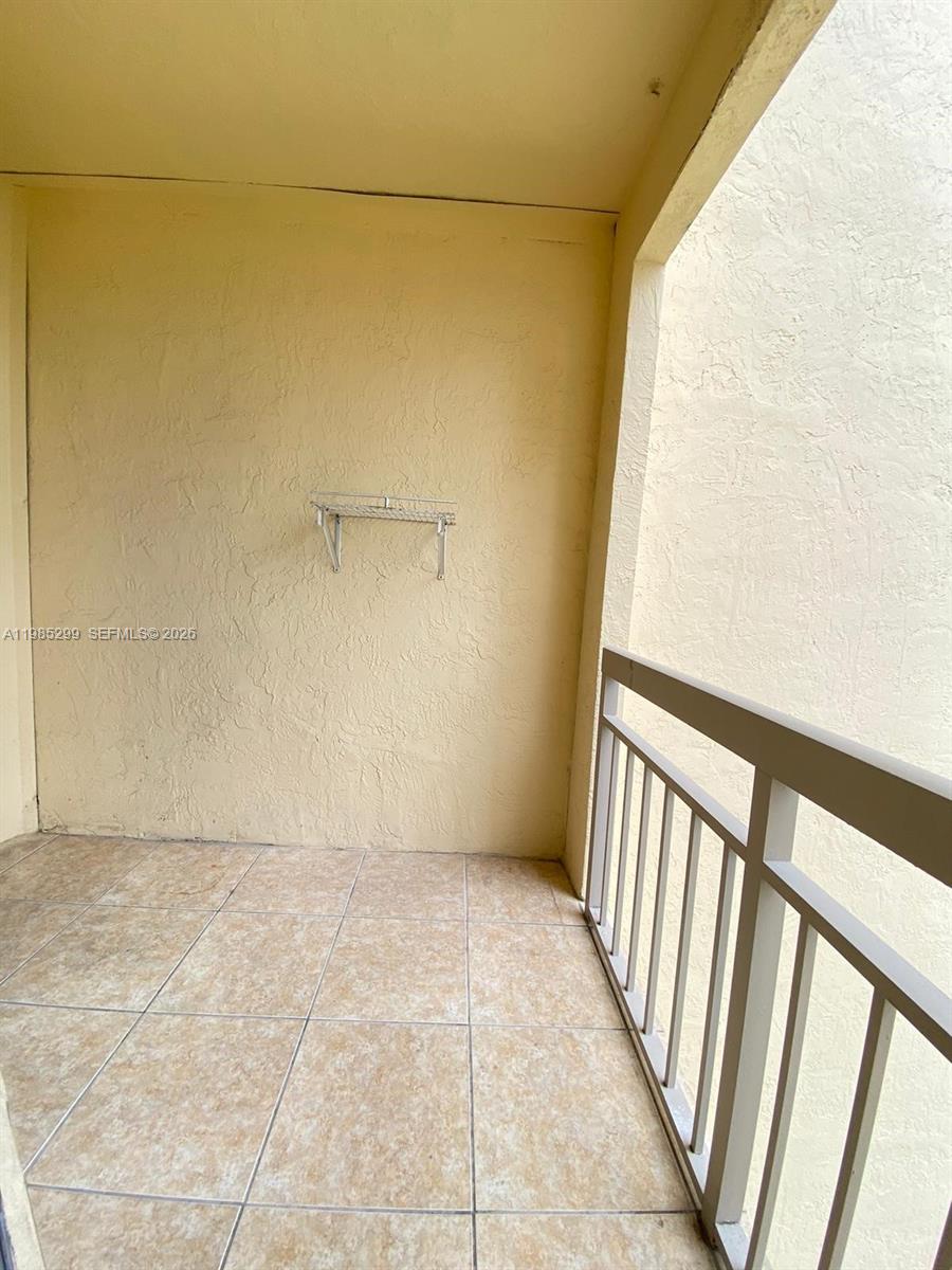 LAS VISTAS AT DORAL CONDO - Residential Lease