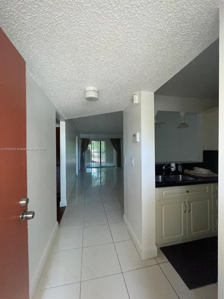 MIRAMAR CLUB CONDOMINIUM - Residential Lease