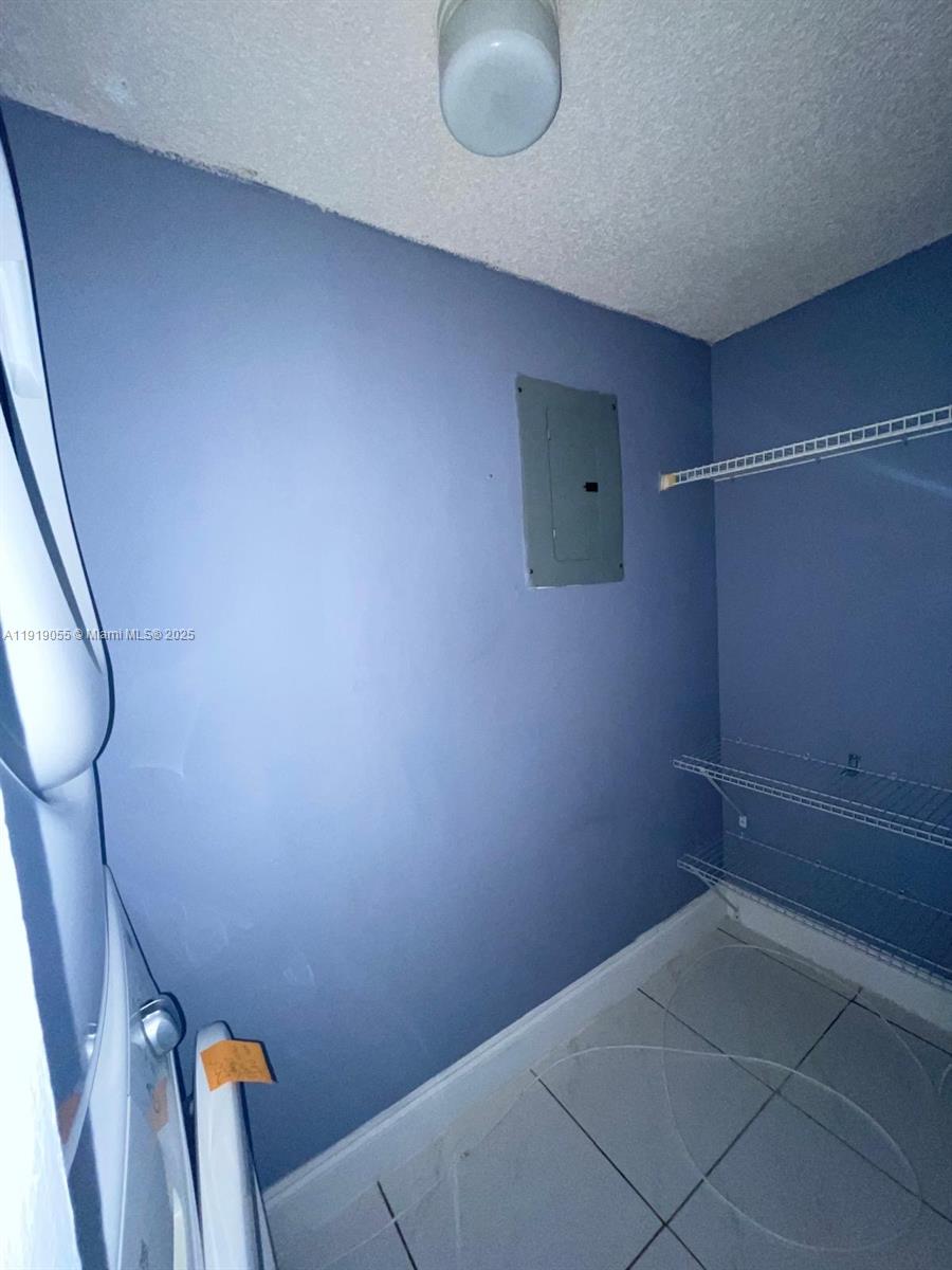 MIRAMAR CLUB CONDOMINIUM - Residential Lease