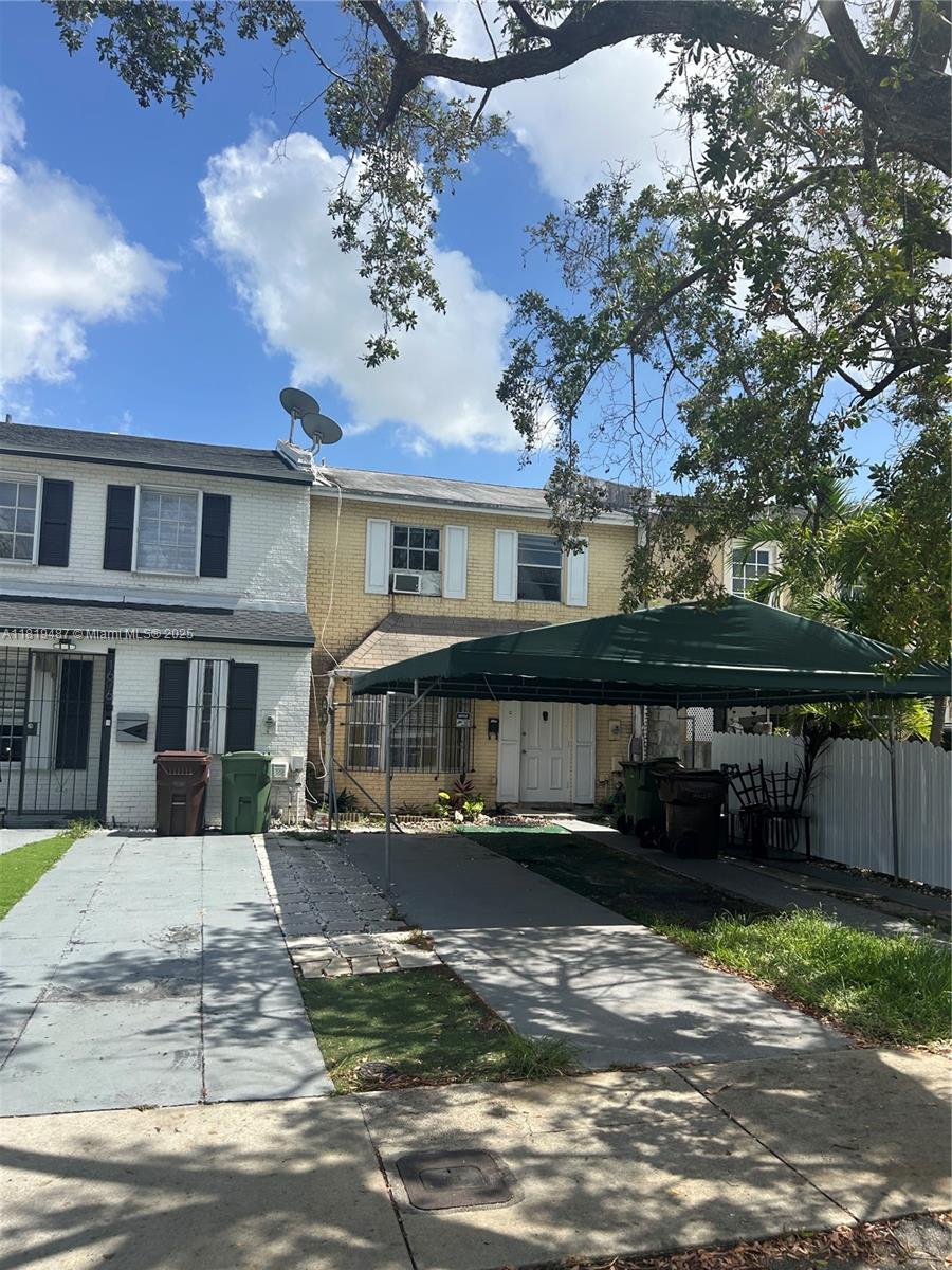 Property for Sale at 1680 W 72nd St, Hialeah, Miami-Dade County, Florida - Bedrooms: 2 
Bathrooms: 2  - $439,000