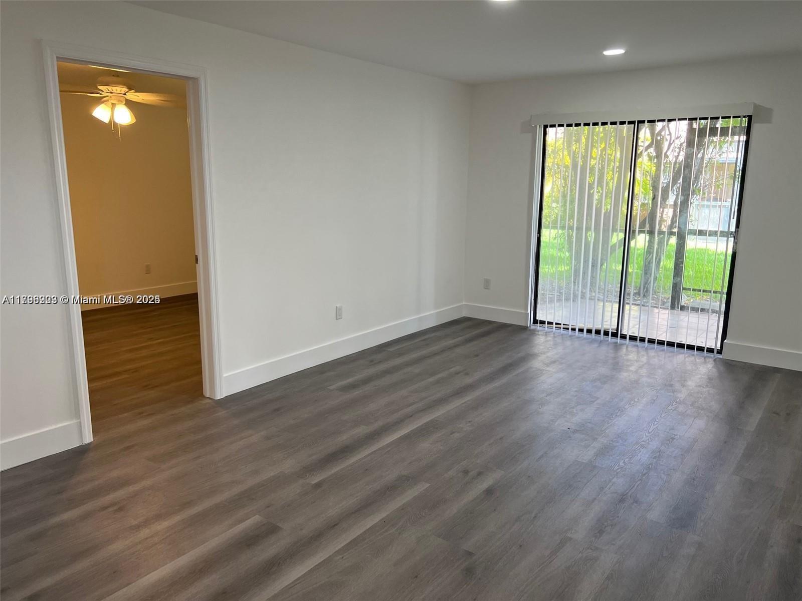 6540 W 27th Ct 14-56
