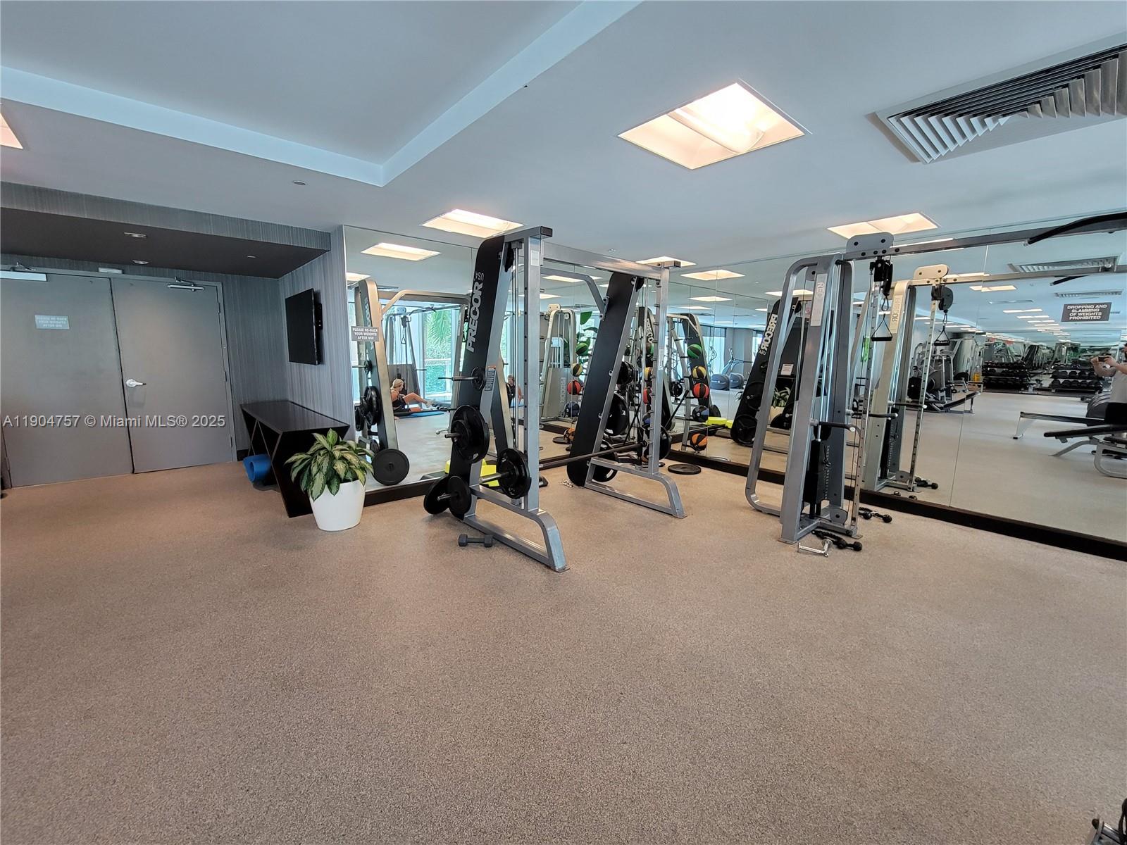 Plaza 901 Brickell Condo - Residential Lease