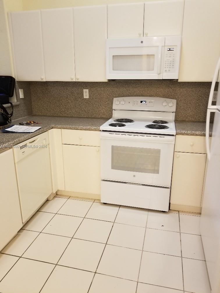 SHOMA CONDO AT KEYS COVE - Residential Lease