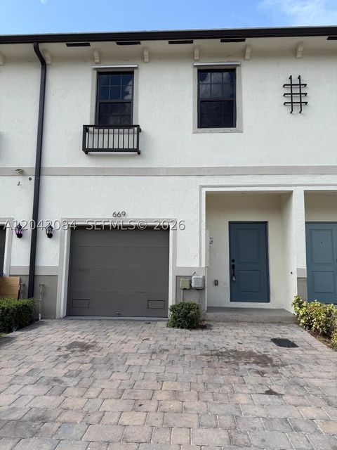 Photo of 669 SW 11th St, Florida City, FL 33034 (MLS # A12042084)
