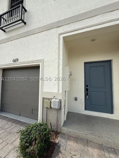 Tiny photo for 669 SW 11th St, Florida City, FL 33034 (MLS # A12042084)