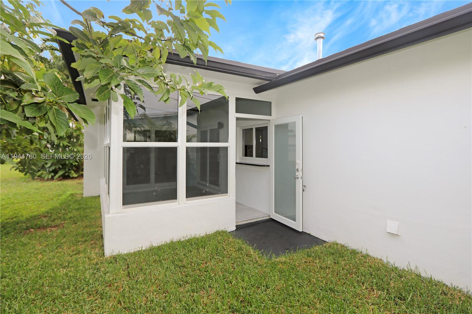 GOLD KEY VILLAS WEST - Residential