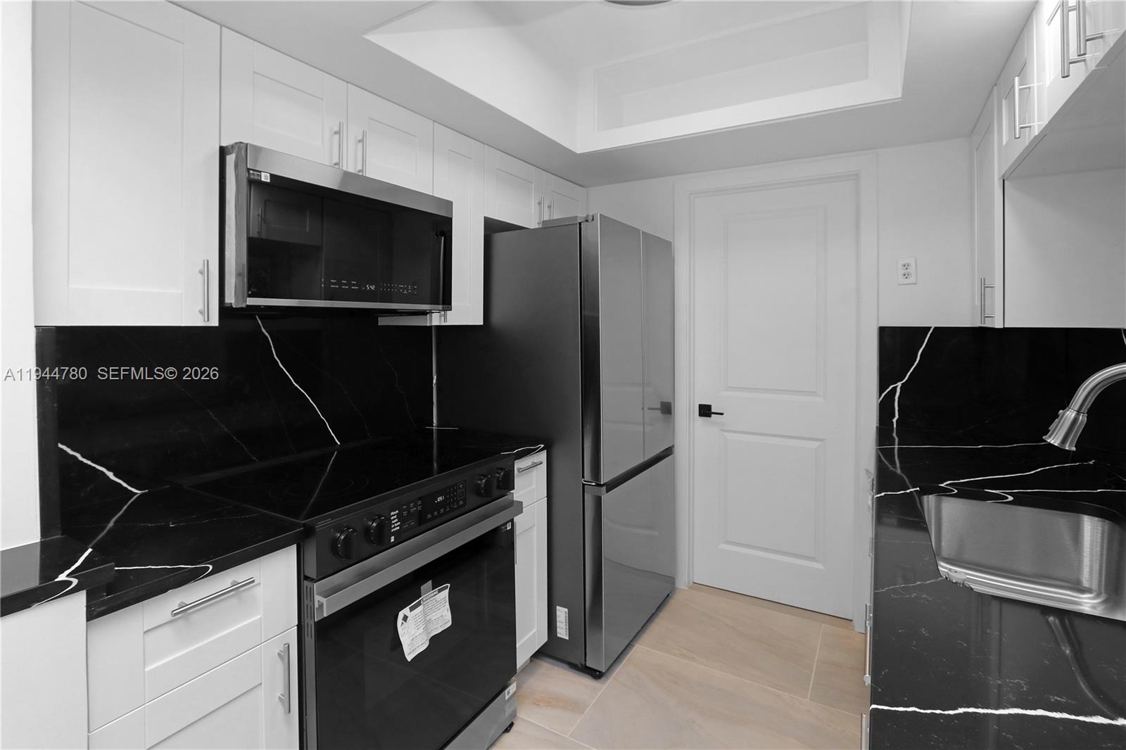 GOLD KEY VILLAS WEST - Residential