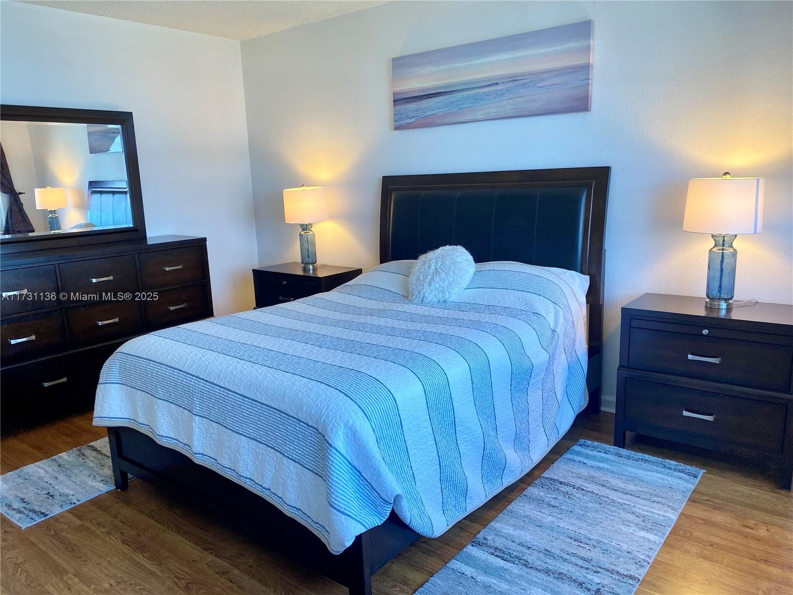 WAVE CONDO - Residential