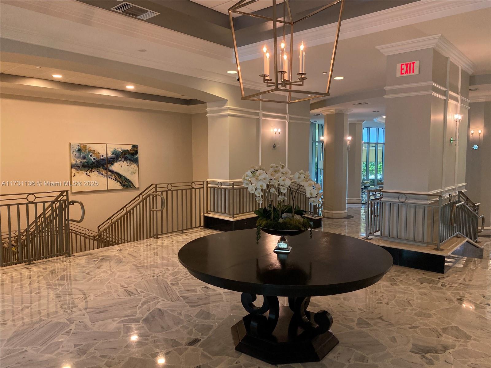 WAVE CONDO - Residential