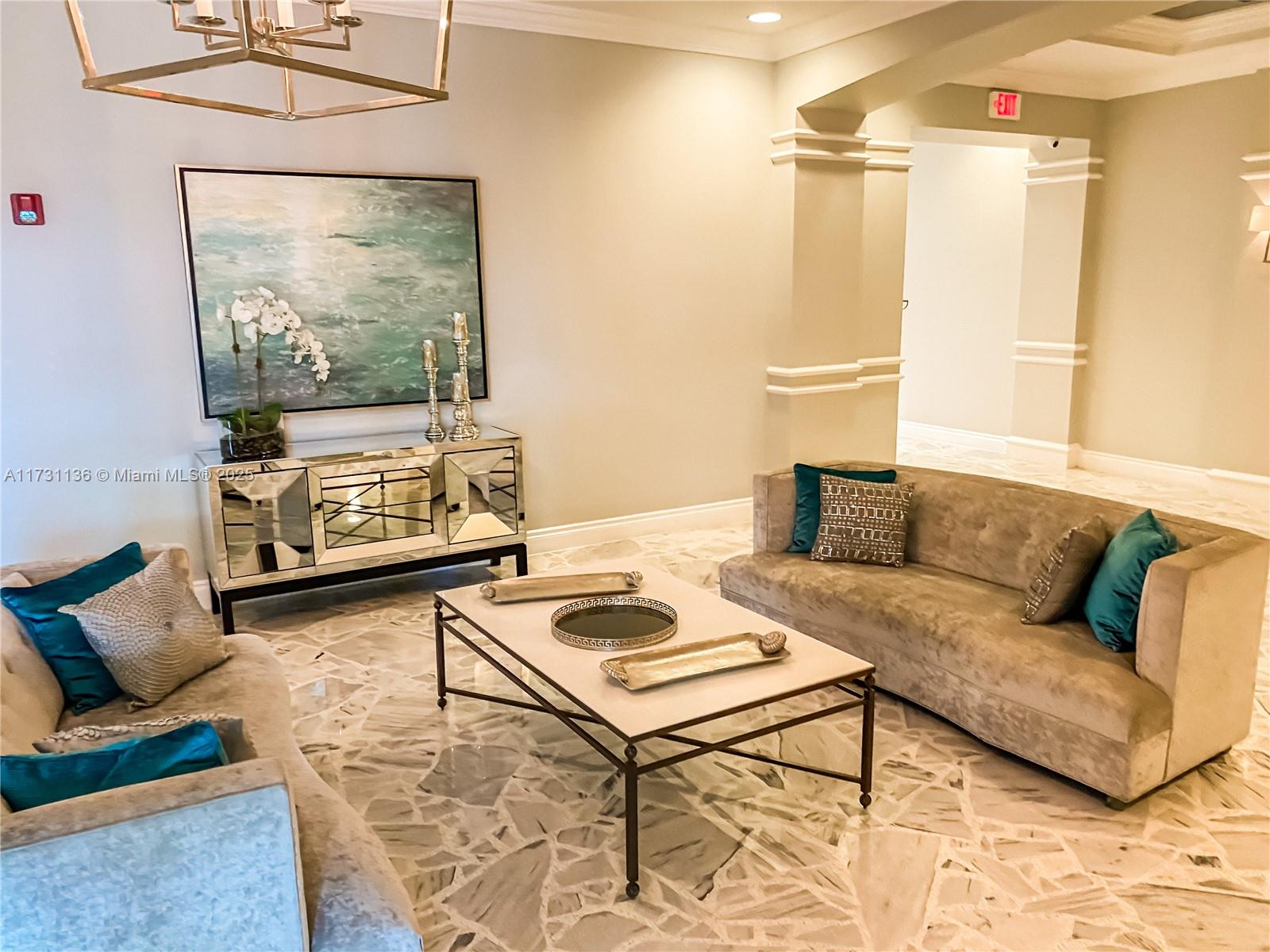 WAVE CONDO - Residential