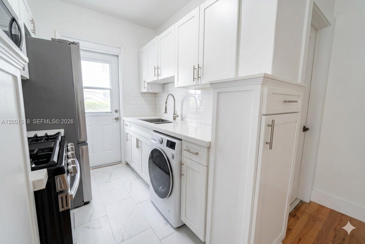 GARDEN SUB AMD PL - Residential Lease