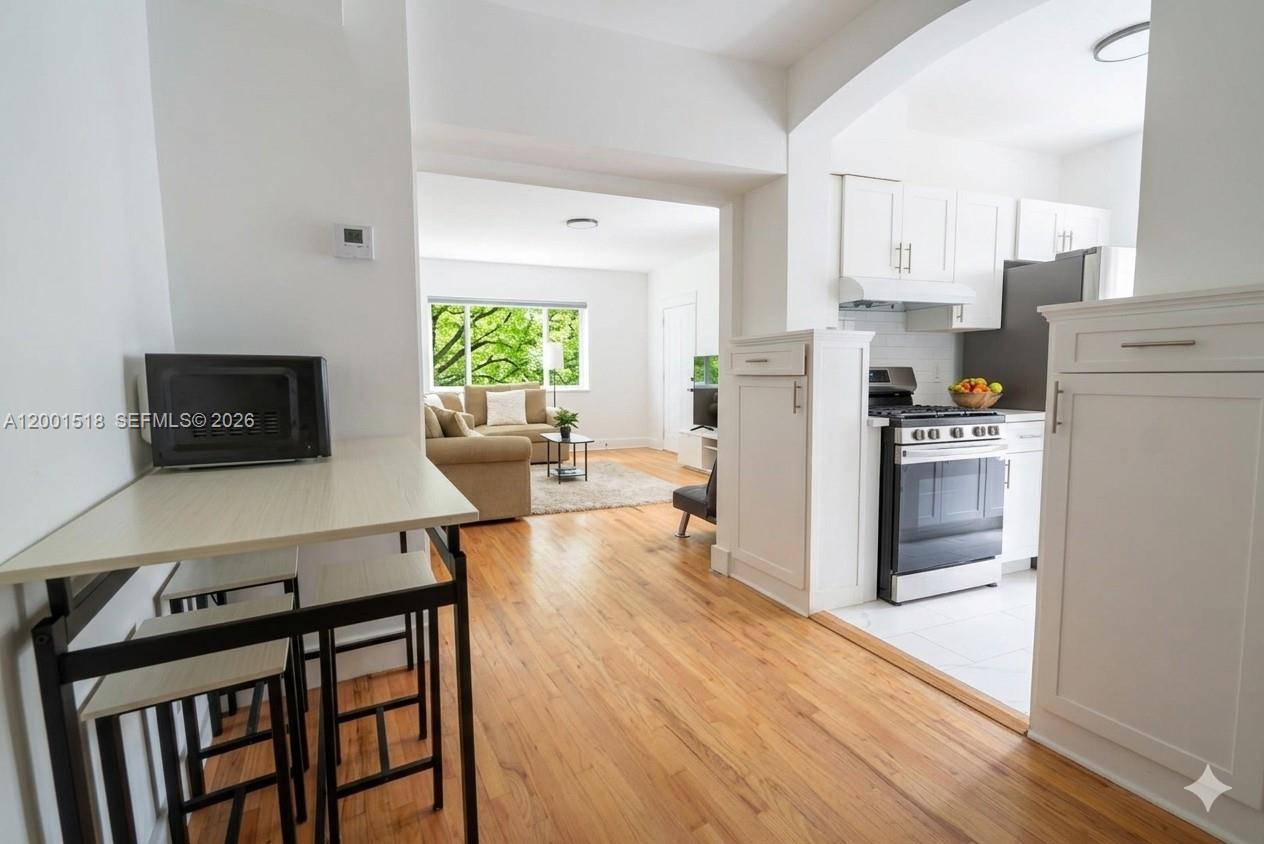 GARDEN SUB AMD PL - Residential Lease