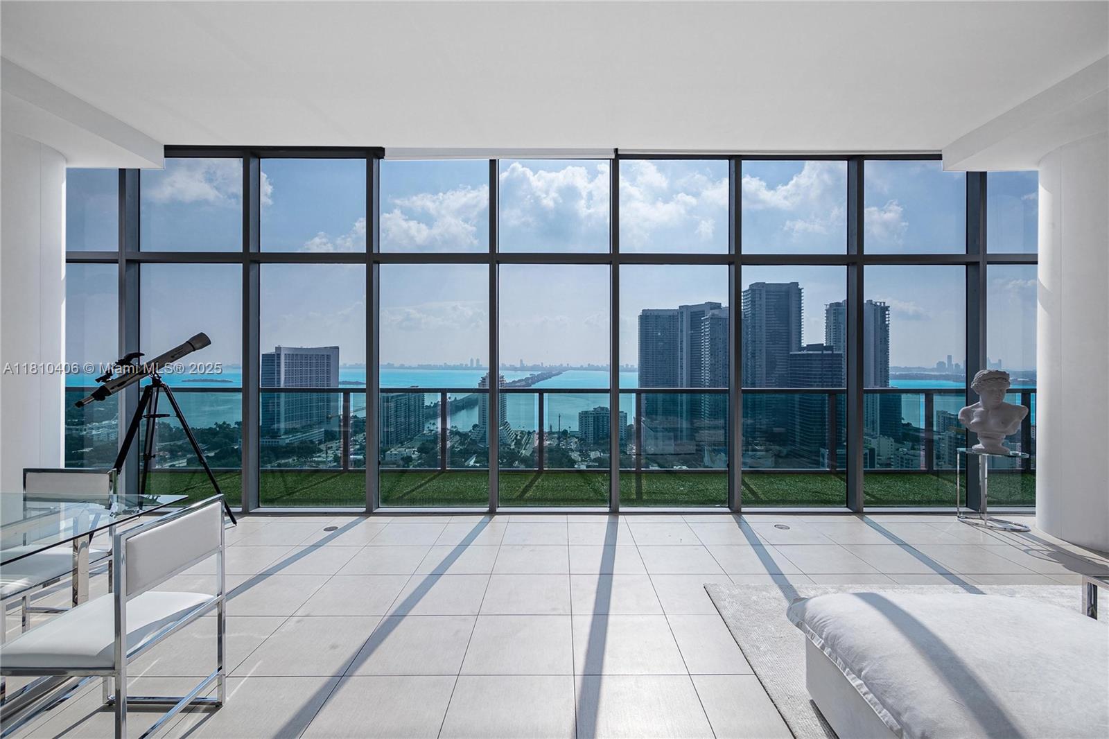 3301 NE 1st Ave LPH-7
