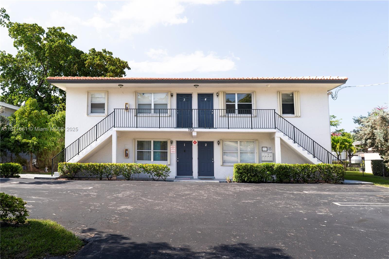 GORGEOUS RECENTLY AND TASTEFULLY RENOVATED SPACIOUS 2 BEDROOM/ 2BATHS UNIT WITH PLENTY OF
WINDOWS AND LIGHT. FIRST FLOOR APARTMENT IN DESIRABLE CORAL SPRINGS FEATURING KITCHEN WITH STAINLESS STEEL APPLIANCES, GRANITE COUNTER TOP, FULLY RENOVATED BATHROOMS, WALK-IN CLOSET IN MASTER BEDROOM, LAMINATED FLOORING THROUGHOUT AND 2 ASSIGNED PARKING SPACES. COMMON BACKYARD AND LAUNDRY FACILITY FOR RESIDENTS' CONVENIENCE. ACCORDION HURRICANE SHUTTERS IN THE WHOLE BUILDING. QUIET STREET WITH EASY ACCESS TO SAWGRASS EXPWY AND MAJOR HIGHWAYS. CLOSE TO PRIDE PROMOTERS PARK, PUBLIX SUPERMARKET AND JUST MINUTES DRIVE TO WALMART, COSTCO, TARGET, GAS STATIONS, LOCAL SHOPPING AND MORE. NO HOA, RAPID APPLICATION PROCESS. RENTERS INSURANCE REQUIRED