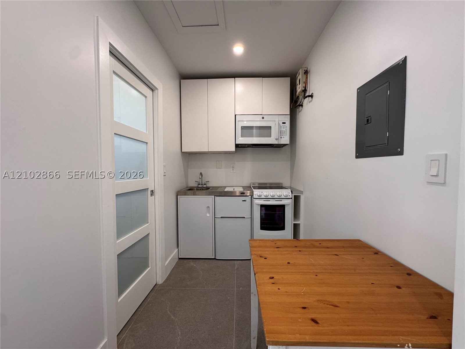 2952 SW 27th Ter REAR