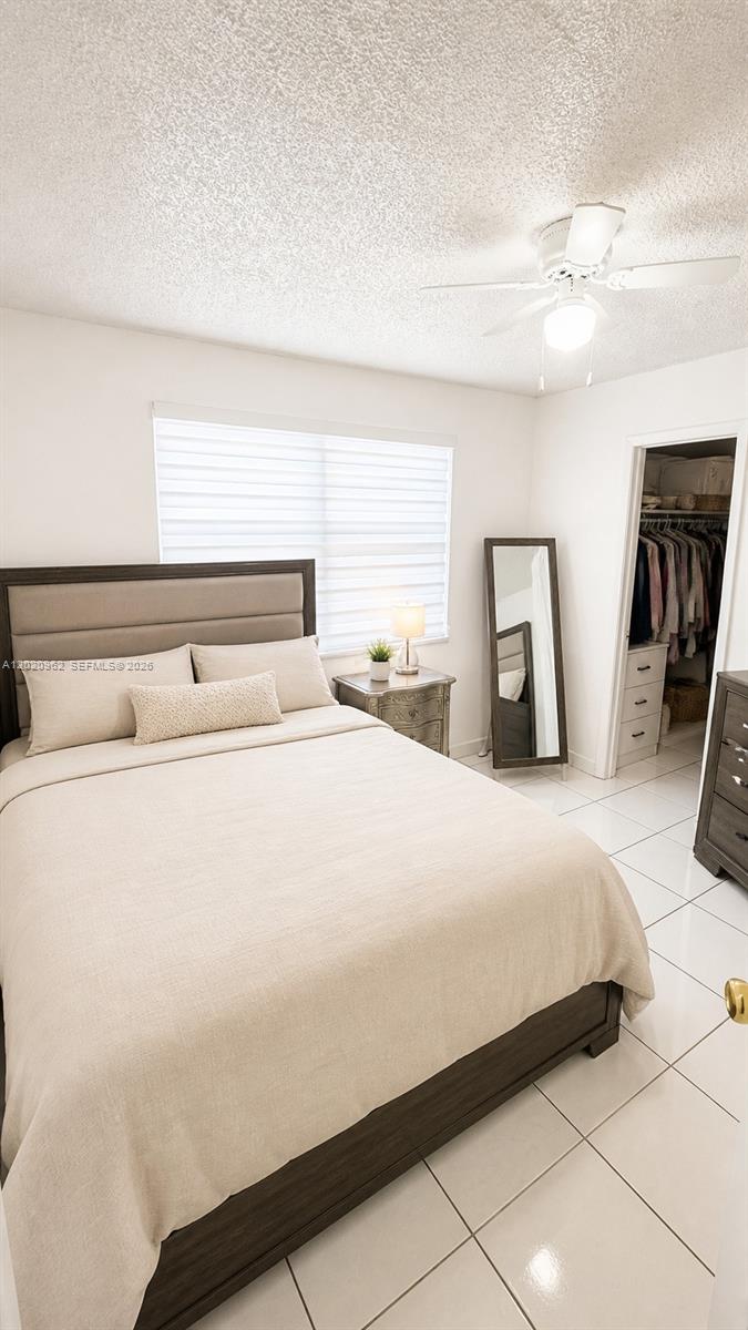 EL POLO CONDO - Residential